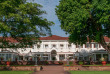 Zimbabwe - Chutes Victoria - Victoria Falls Hotel