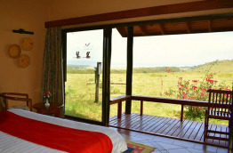 Kenya - Lake Nakuru Lodge