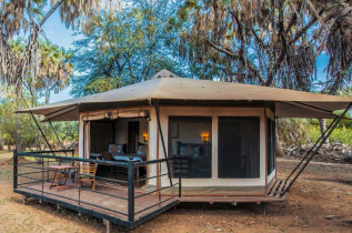 Kenya - Samburu - Ashnil Camp