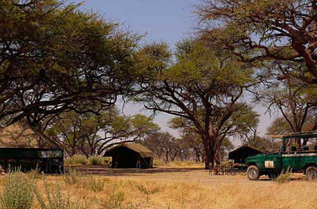 Zimbabwe - Hwange National Park - camp mobile Kazuma Trails