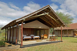 Kenya - Tsavo Est - Aruba Ashnil Lodge