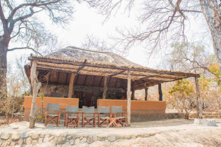 Malawi - Majete Wildlife Reserve - Thawale Lodge