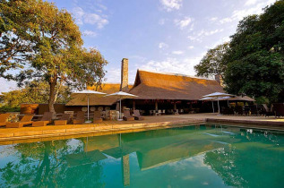 Zambie - South Luangwa NP - Mfuwe Lodge