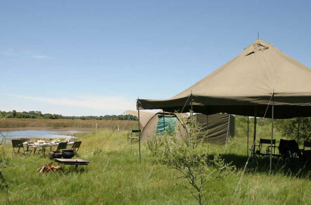 Botswana - Safari camping en version charme de Kasane à Maun