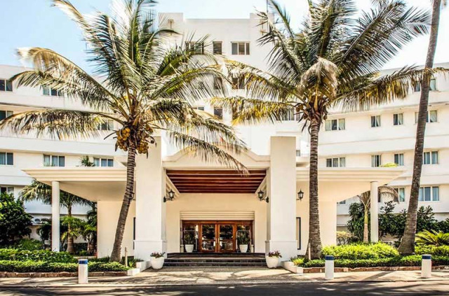 Mozambique - Maputo - Cardoso Hotel