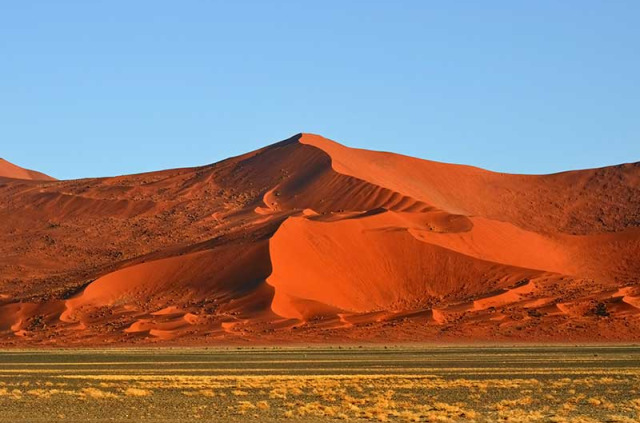 Namibie - Désert du Namib, Sossusvlei ©Shutterstock, Oleg Znamenskiy